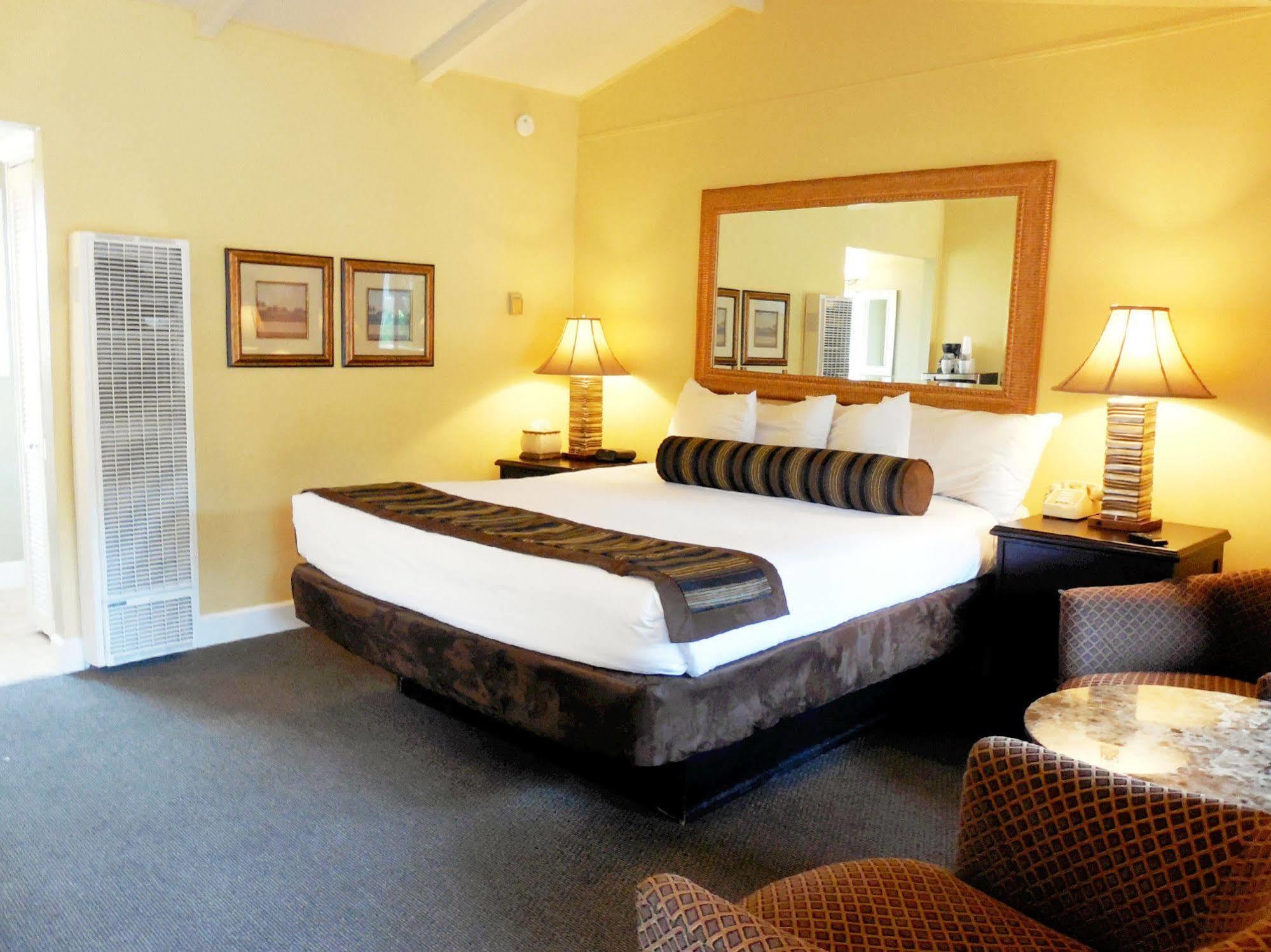 Monterey Peninsula Inn Pacific Grove Exteriér fotografie