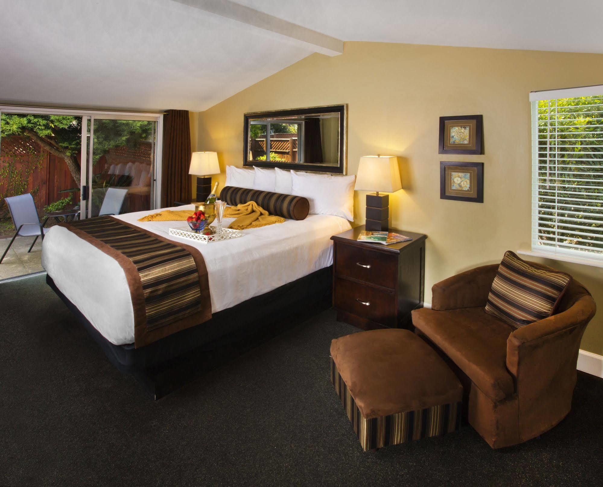 Monterey Peninsula Inn Pacific Grove Exteriér fotografie
